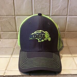 🆕 North Dakota State Bison adjustable hat